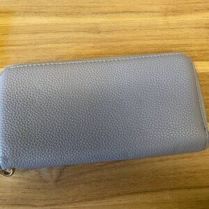 Grey wallet/wristlet